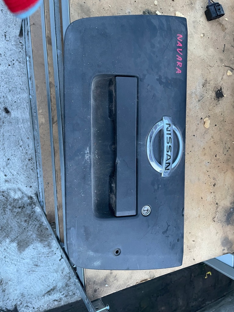 фото №1, Navara d40 ручка крышки czytaj описание !!!