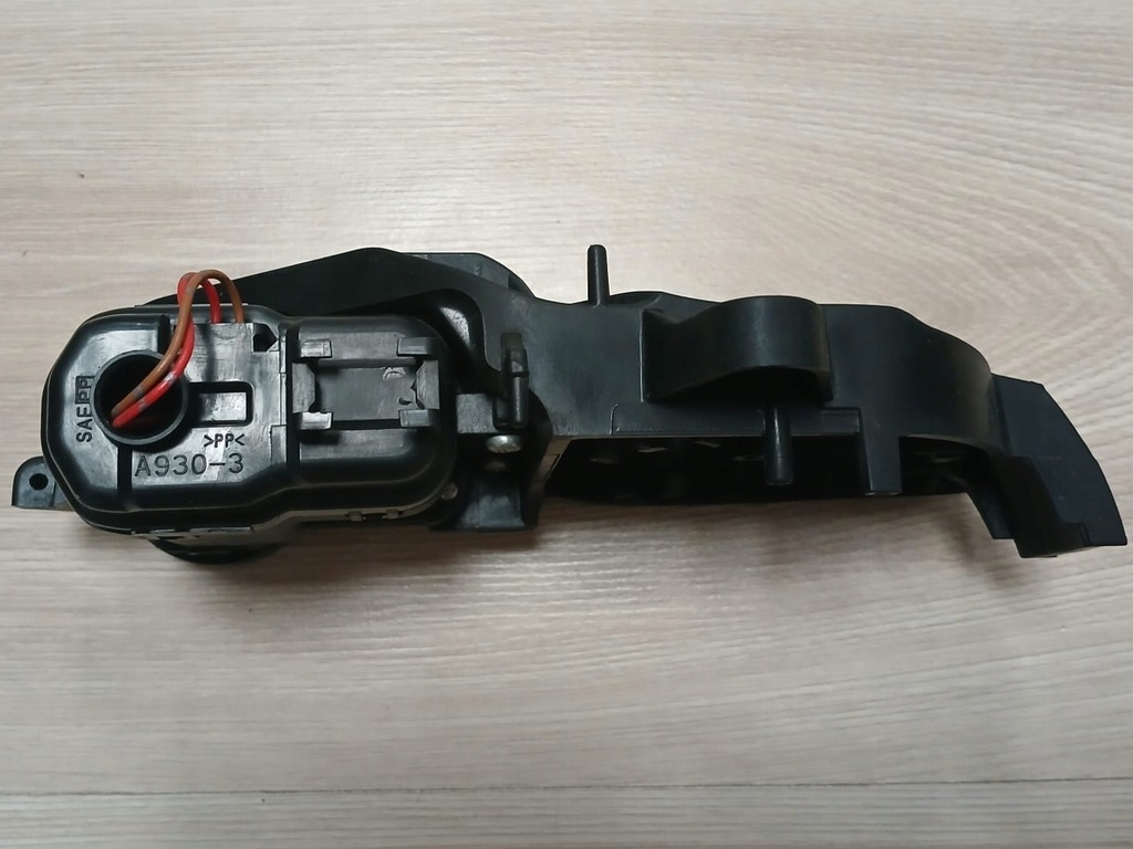 фото №7, Mitsubishi asx lift od 2017r моторчик складання правого дзеркало оригінальний номер