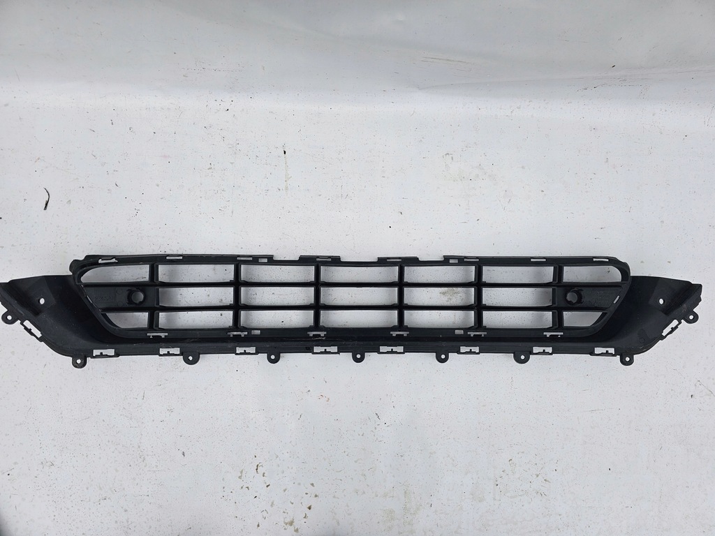 фото №8, Решётка средняя бампера перед volvo xc40 inscription 2017 -