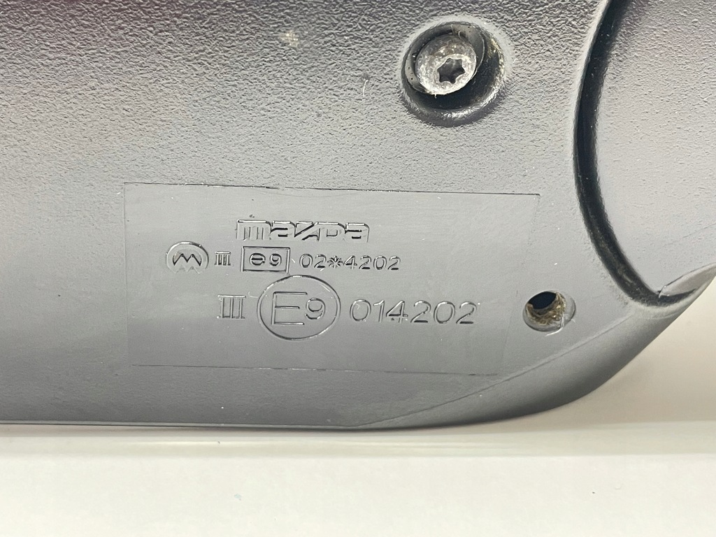 фото №11, Зеркало правое mazda 2 механический 02-07 e9014202 eu