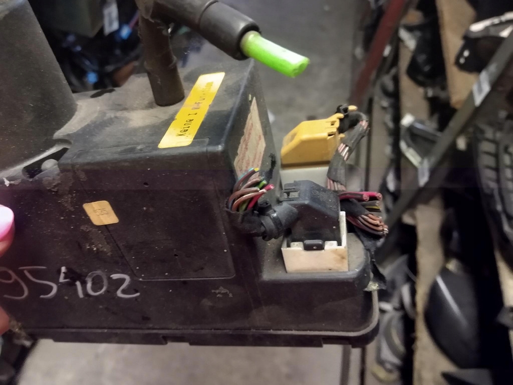 Audi 80 помпа --- Ціна