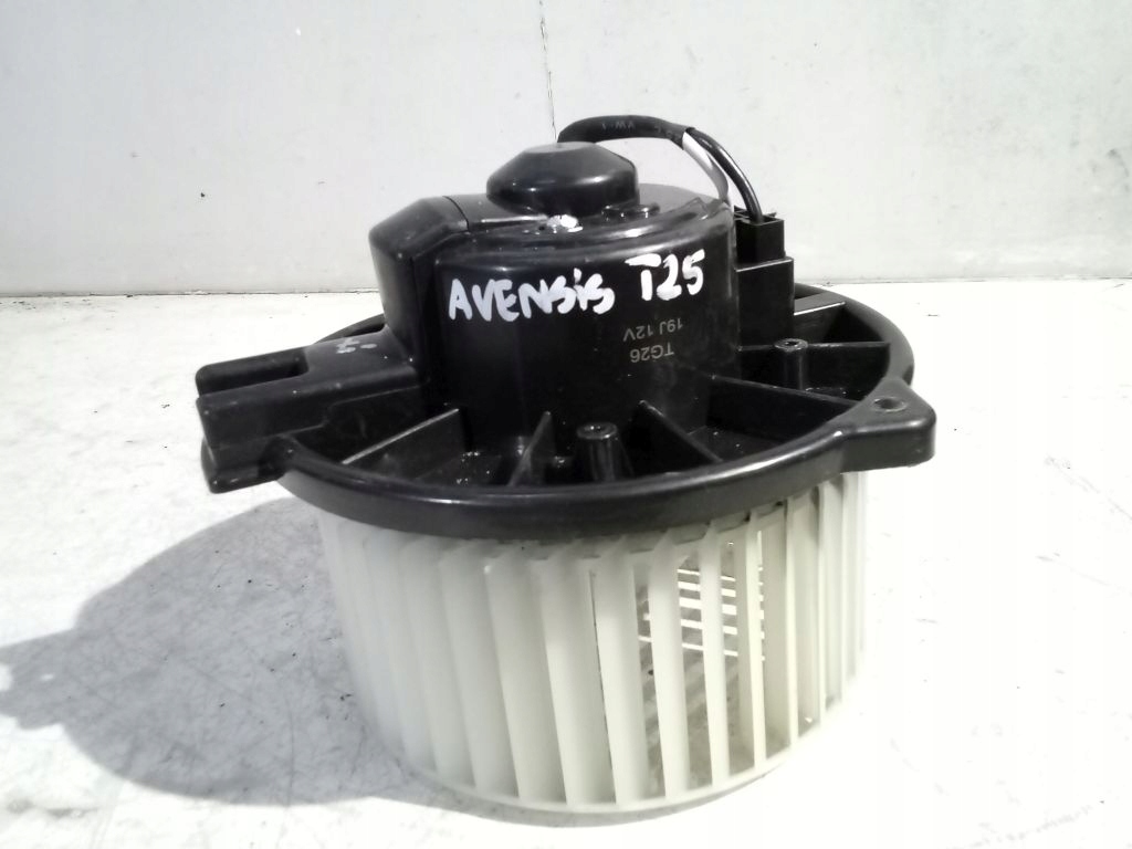 фото №5, Toyota avensis t25 воздуходувка вентилятор обдув