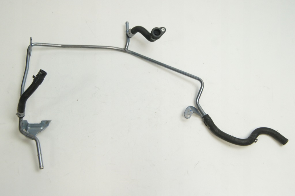 фото №1, Gd audi q3 8u 2.0tfsi шланг wody 06k121075ab