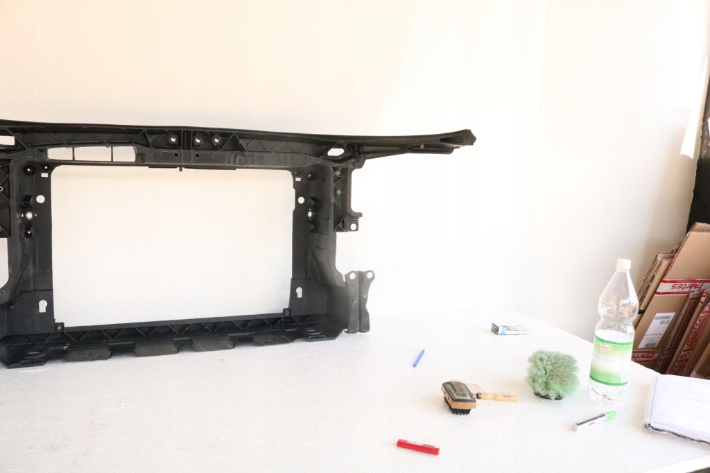 Audi a3 8p рестайлинг  ремень передний усилитель 8p0805594c Доставка