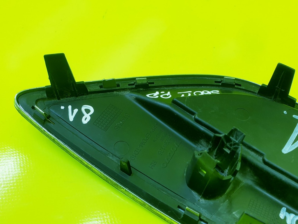 Купить Решётка бампера правый  перед volvo s60 2 седан 2.0d