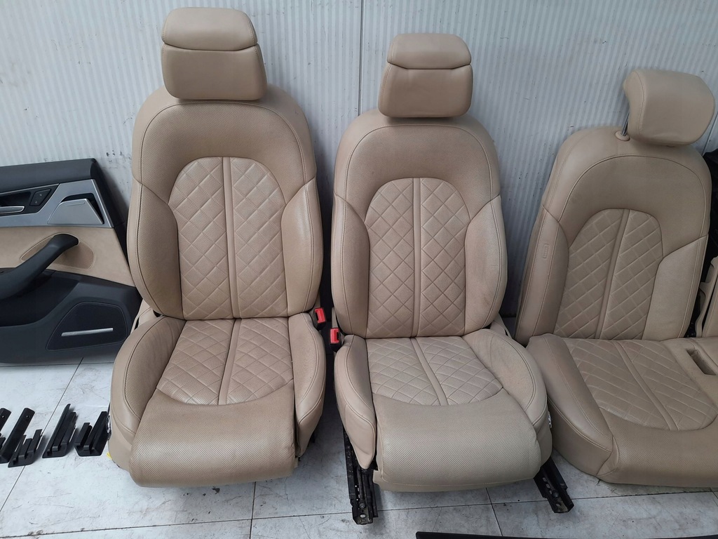 фото №8, Audi a8 s8 d4 4h 2010 сиденья заднее сиденье салон обивка комплект кожа