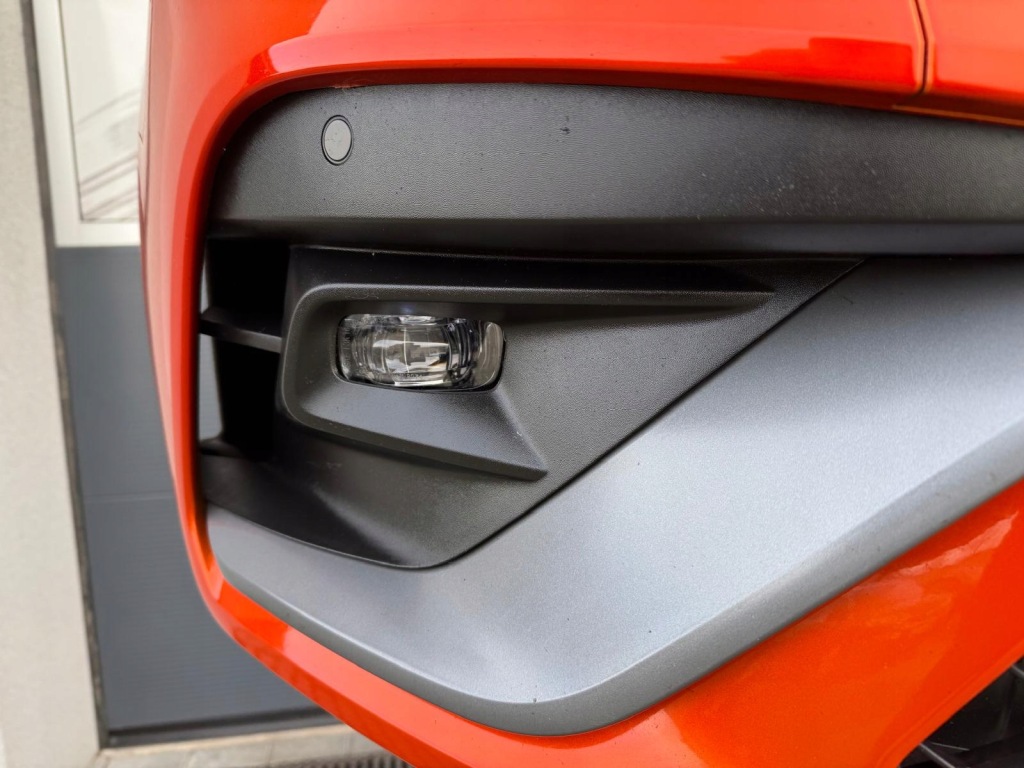 Renault clio v rs line 19- бампер перед колір teeqb Доставка