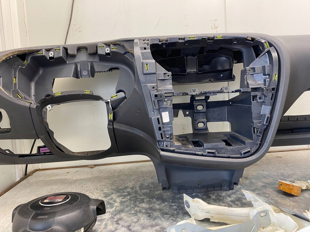 фото №7, Seat leon ii 1p консоль приборная панель приборная панель pas подушка подушка безопасности europa