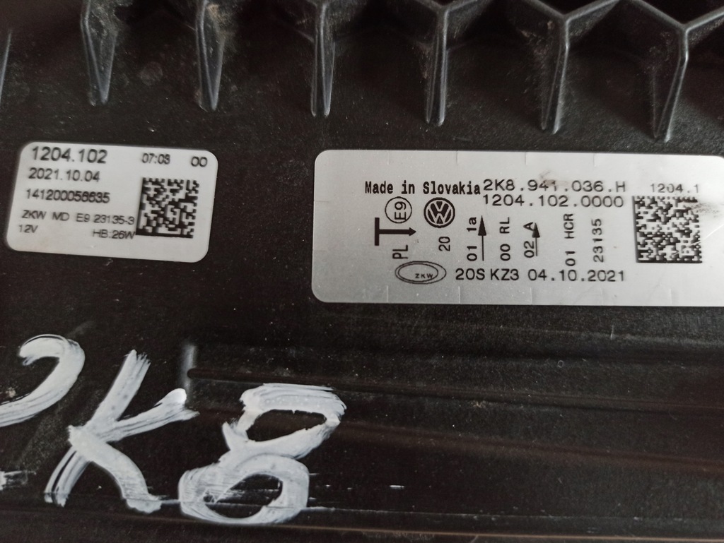 фото №9, Лампа права full led vw caddy 2k8941036h