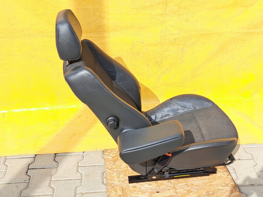 фото №14, Сиденье левый перед pół кожа opel zafira b 06-14r .