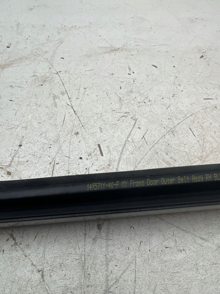 2024 tesla model y молдинг стекло купе 149571140f Недорого