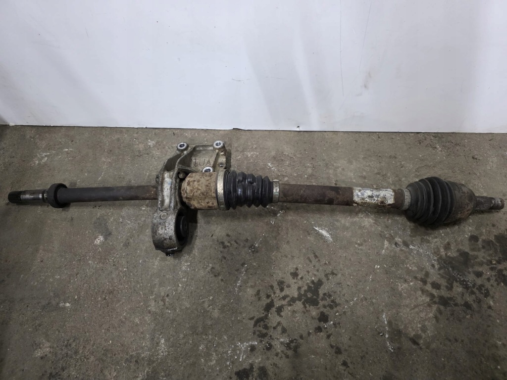 Купить Приводной вал правая передняя citroen c4 1.4 9680994580