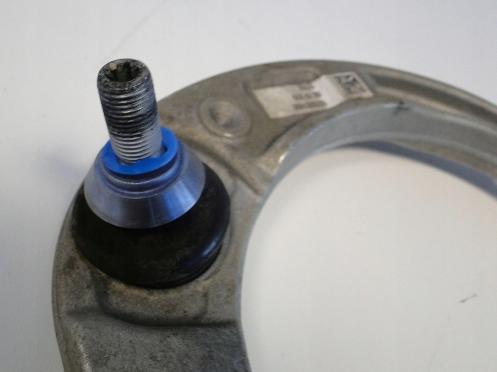 фото №8, Mercedes gls x167 167 рычаг передний правый верхний