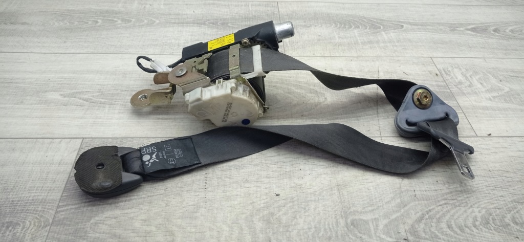 Clio 3 3 ремень правый  перед 5d Цена