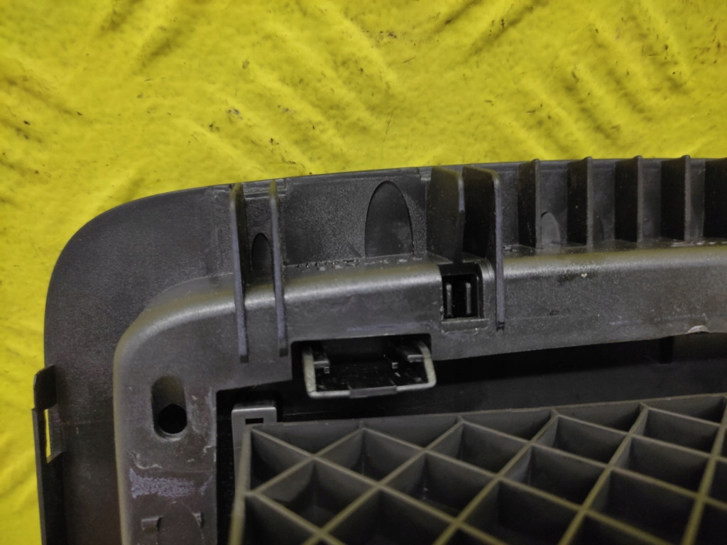фото №6, Vw touran i бардачок ґрати обдув 1t1857921b