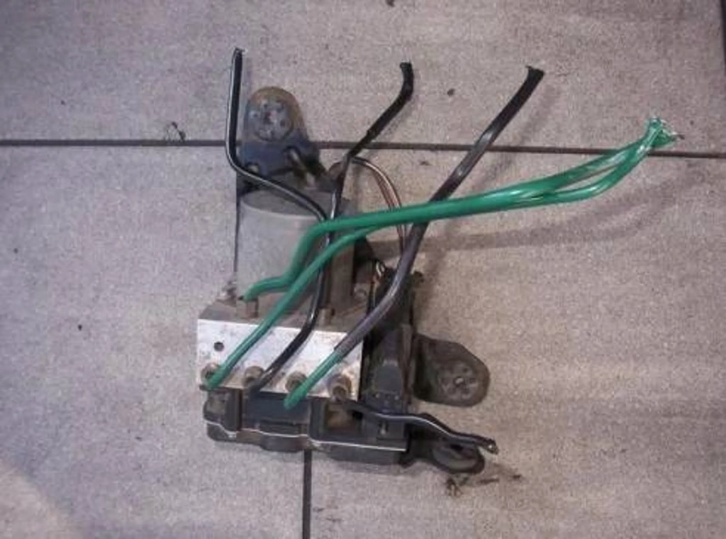 фото №1, Renault scenic ii - grand scenic ii 2004 насос