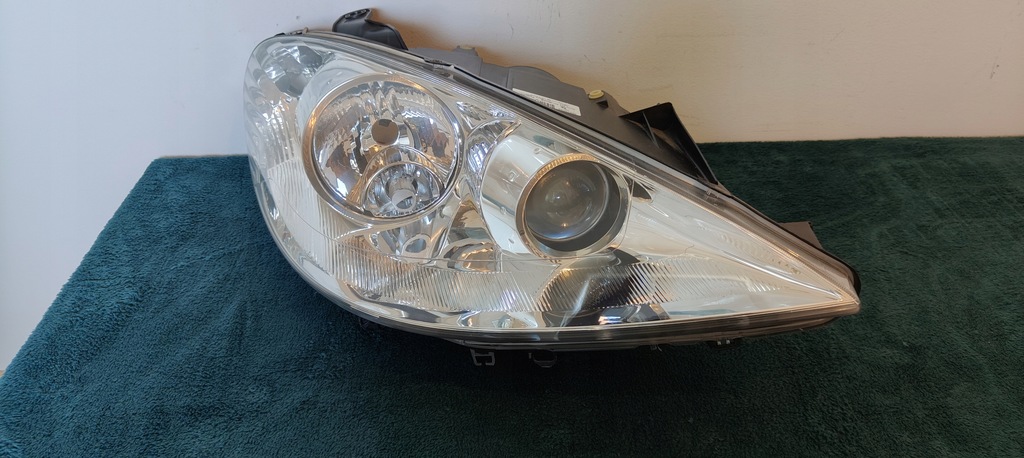 фото №1, Peugeot 807 лампа правый перед передняя 89007050