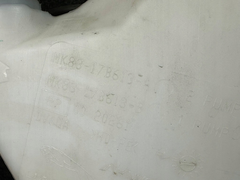 фото №7, Jaguar f-pace x761 бак розпилювача скло mk83-17b613-a