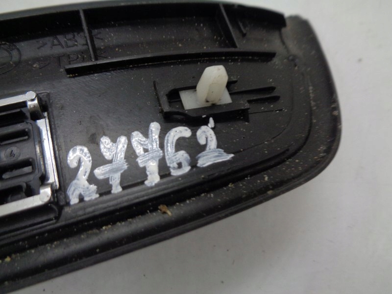 Bmw e90 накладка порог левое  задняя Оригинал