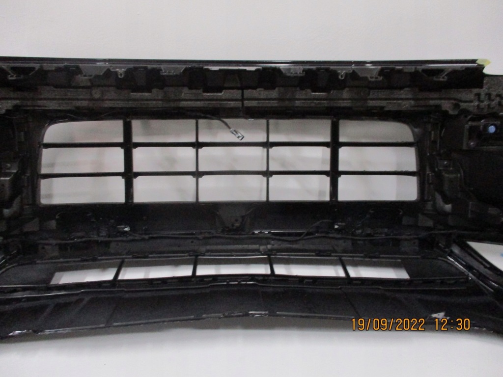 Купити Бампер cayenne 9y0 sport design pdc pod камера