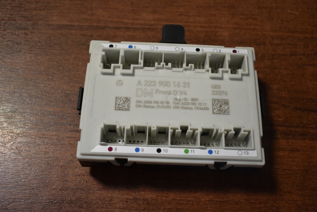 фото №1, Idealny модуль дверь mercedes w223 1