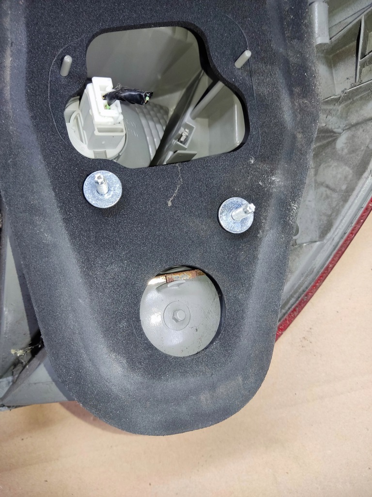 фото №7, Лампа ліва задня honda fr-v lift 07-09 тонована