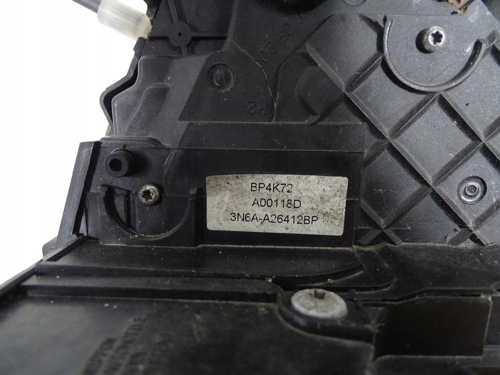 фото №8, Замок дверь правый задняя задний mazda 3 i bk 2003-2009