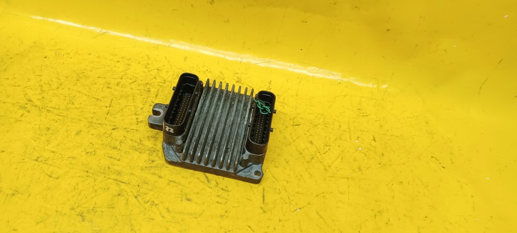 фото №8, Бортовой компьютер двигателя vectra b 1,6b 16v 09364599