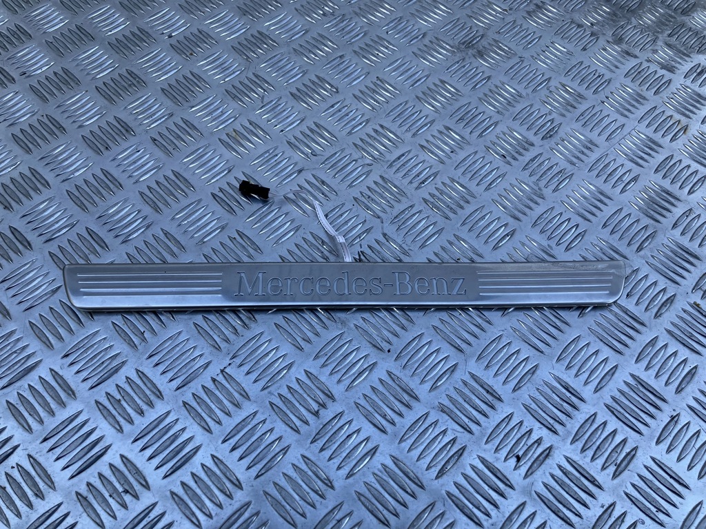 фото №1, Молдинг порог mercedes glb x247 a1776809705