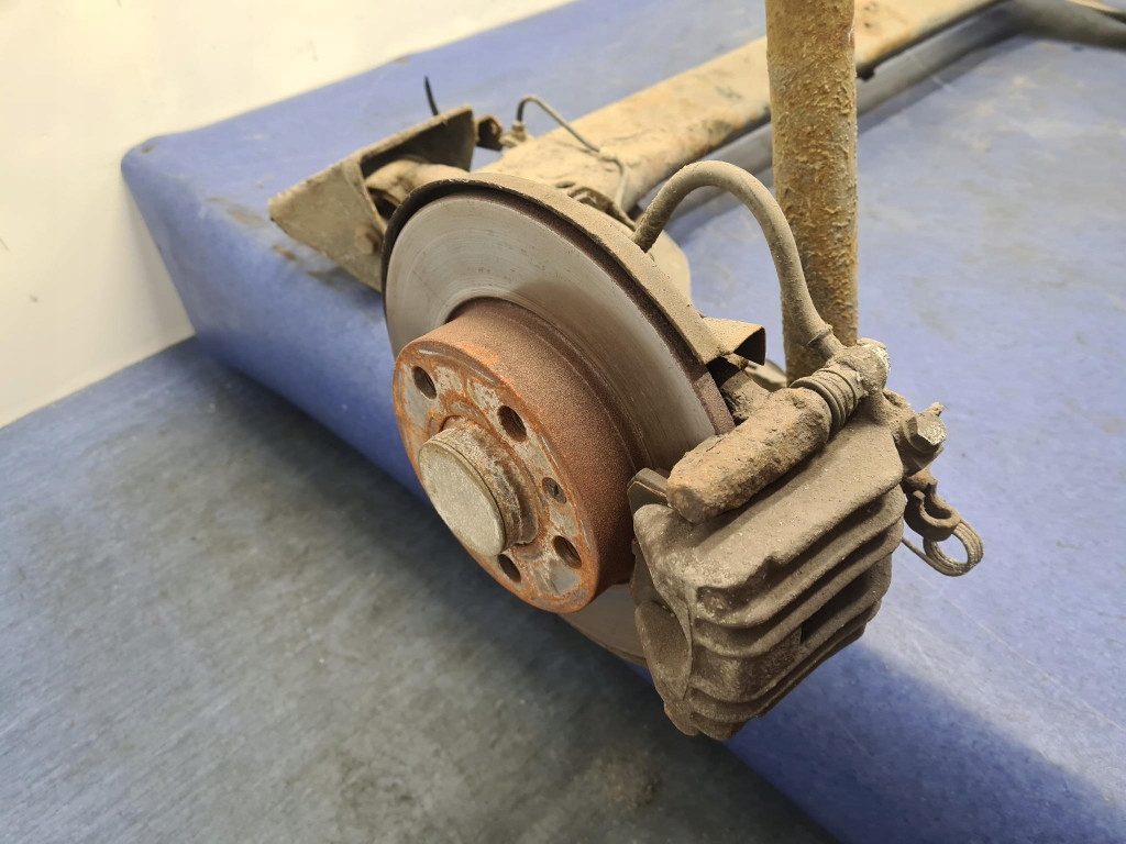 Volkswagen golf iv балка підвіска задній Оригінал