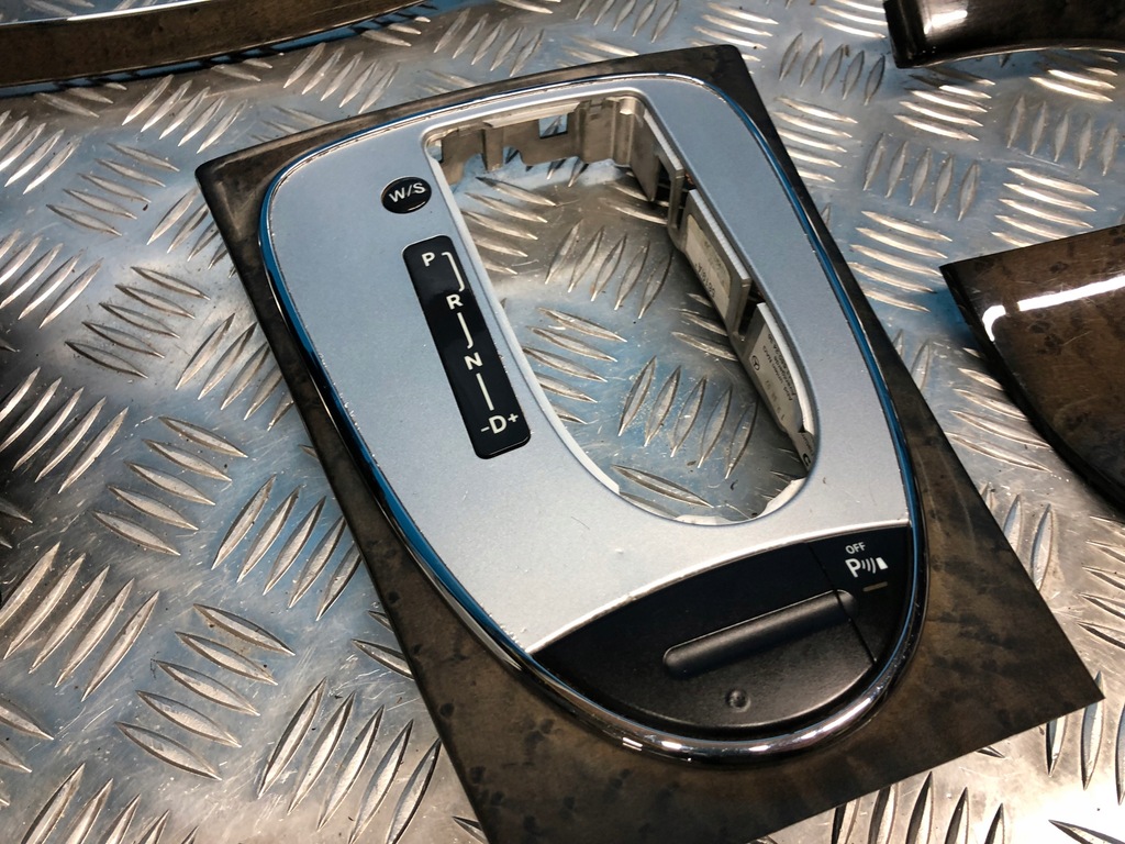 фото №11, Mercedes w211 avantgarde накладки декори drewno