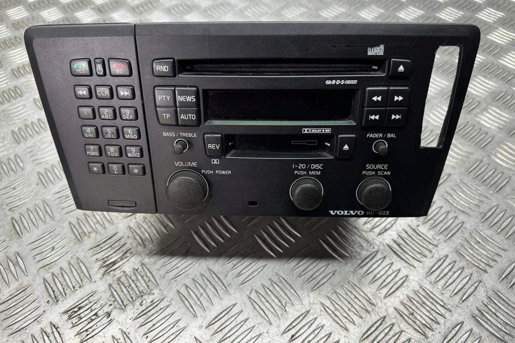 фото №8, Радио bez навигации volvo v70 ii sw 306576371 2.4l дизель 120kw 2005