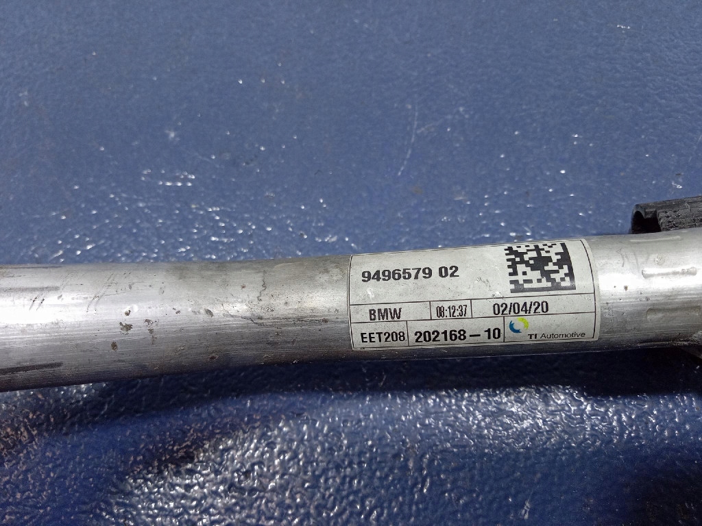 Bmw x6 g05 g06 3.0d трубка патрубок шланг кондиціонера 9496579 в Україні