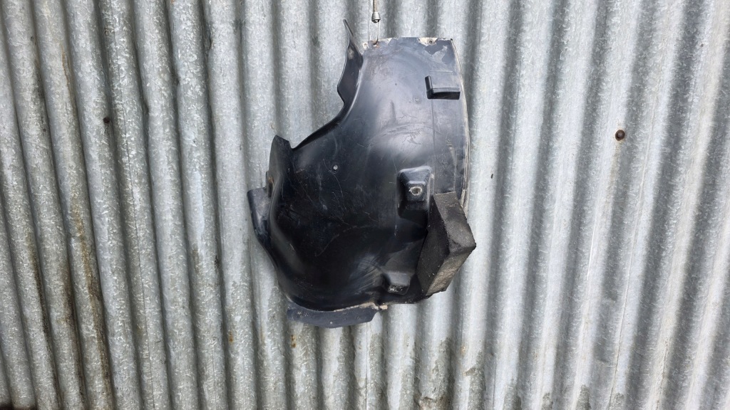 Купити Підкрилок перед праве задня частина mercedes ml w164