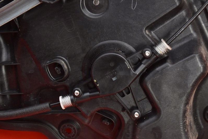 фото №9, Подъемник стекло правый задняя ghp97297x mazda 6 3 iii gj sedan 12-15