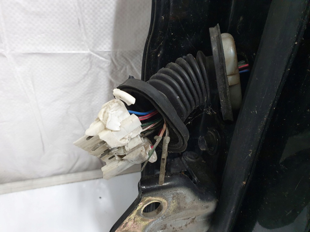 фото №9, Ssangyong rexton двері праве задні задня