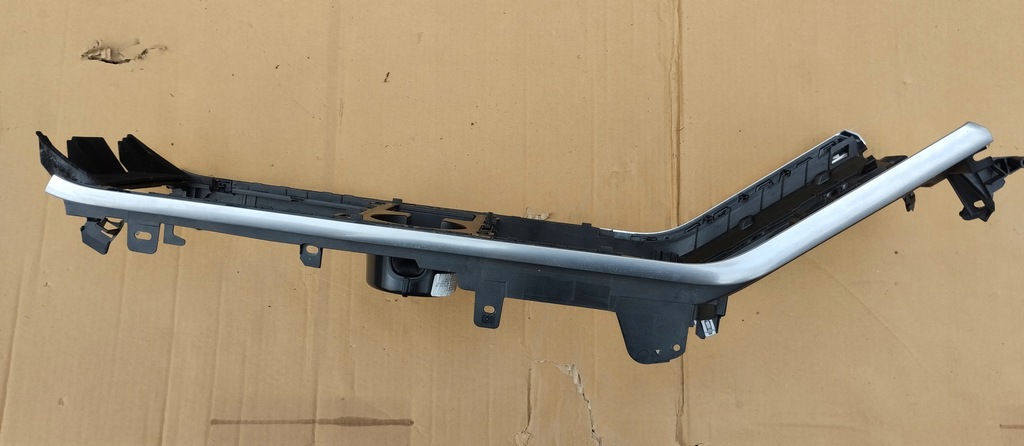 фото №6, Рамка защита туннель среднего туннель range rover velar l560