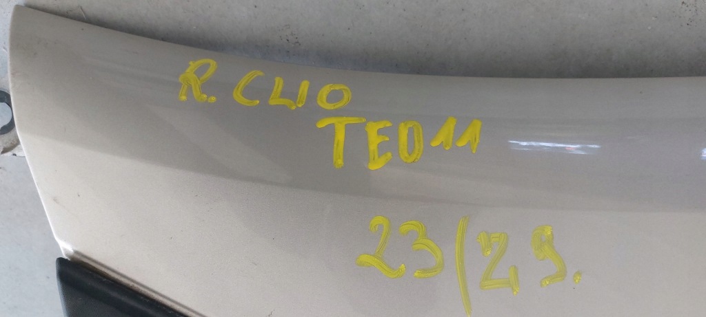 Renault clio 3 3 крыло  перед правый  2005-2009 ted11 Цена