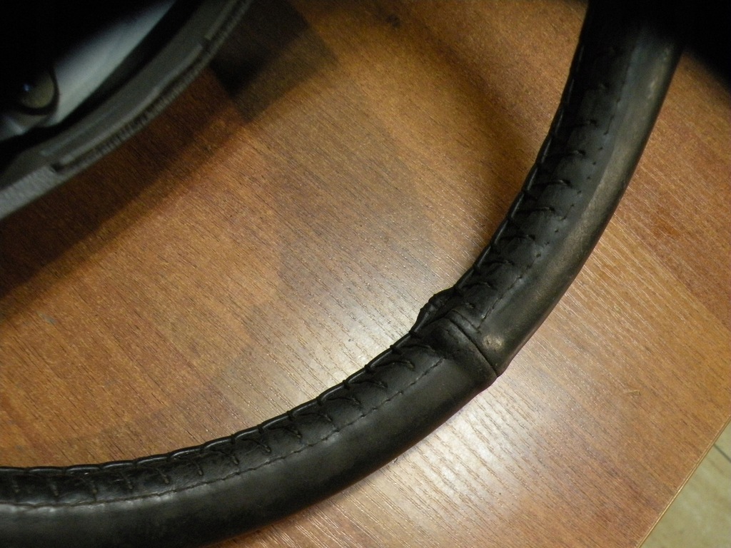 фото №7, Volvo s40 v40 97-01 повітропровід + накладка шкіра