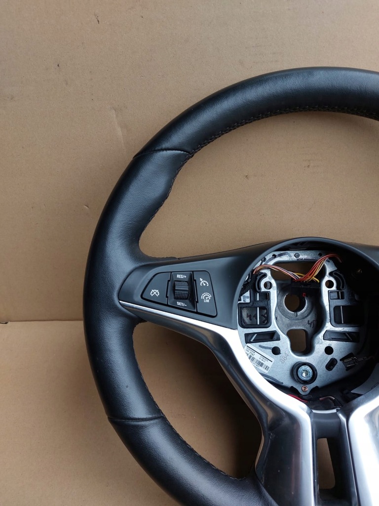 фото №5, Повітропровід шкіряний підігрівається opel adam