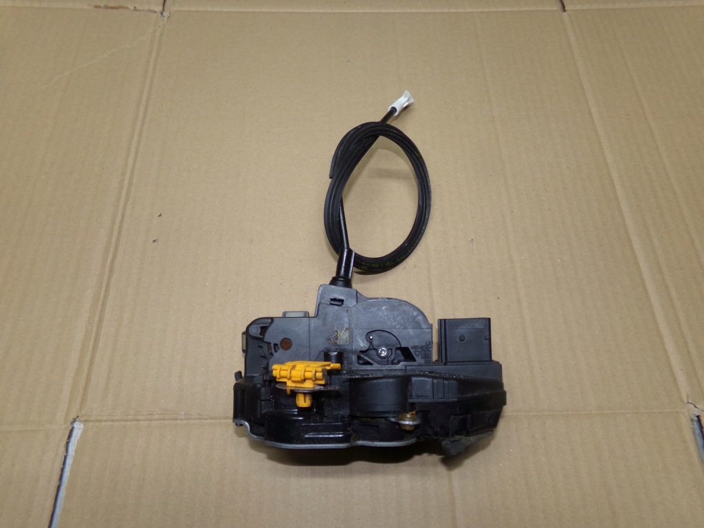 Купити Замок двері лівий перед передній 6 pin insignia a європа