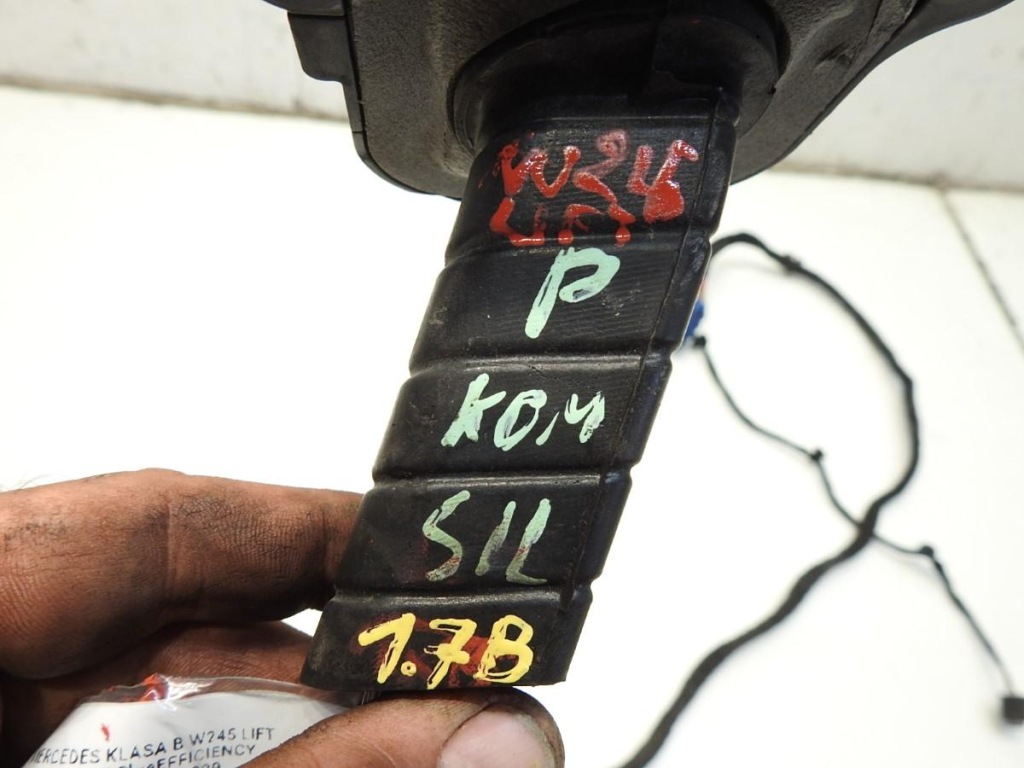 Джгут електропроводка відсік двигуна права mercedes w245 b180 1.7 Ціна