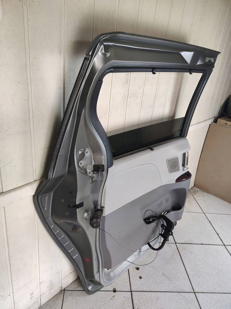 фото №9, Дверь задняя левая сторона toyota sienna 3 2011 5tdyk3dc5bs060116