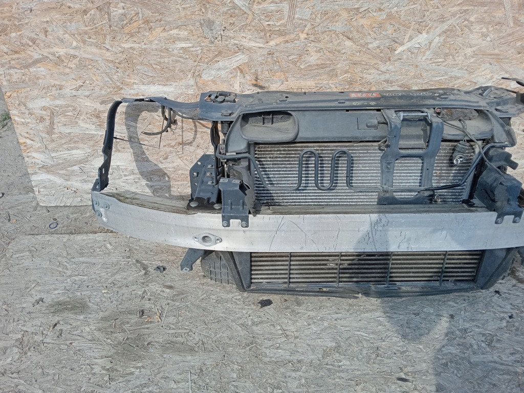 фото №4, Mercedes e-klasa w207 pas передний радиатор