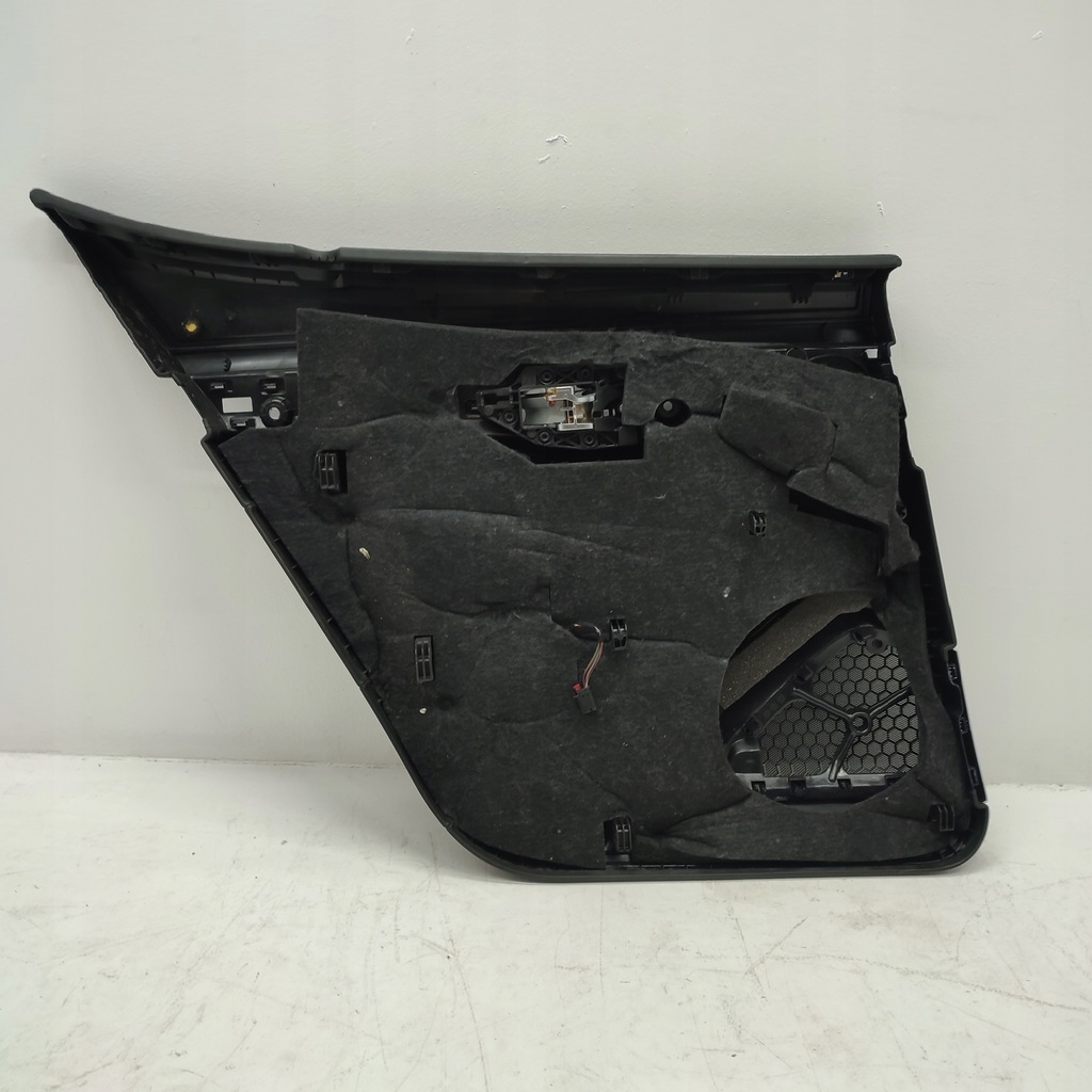 фото №7, Porsche panamera 970 обивка обшивка дверь p. задняя