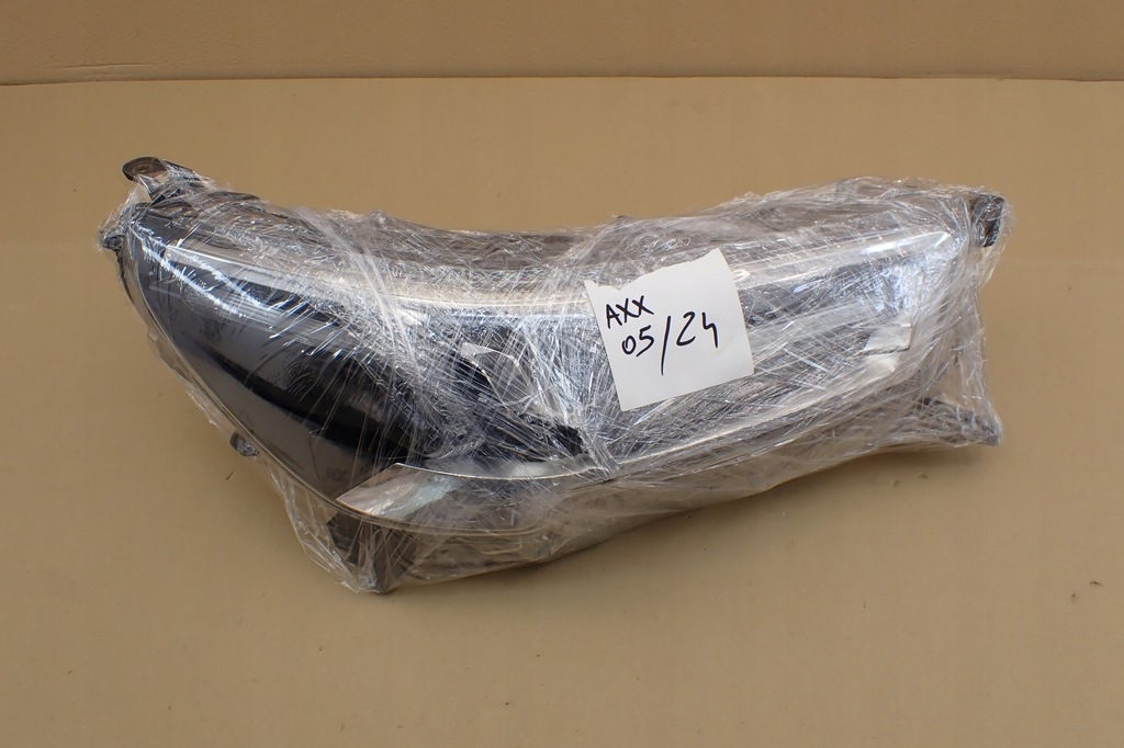 фото №15, Лампа правый перед 81110-0kp41 toyota hilux viii led lift