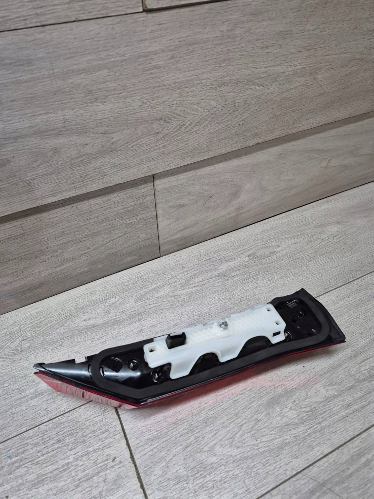 13196. bmw x1 u11 лампа крышка багажника левая h7946535309 Доставка