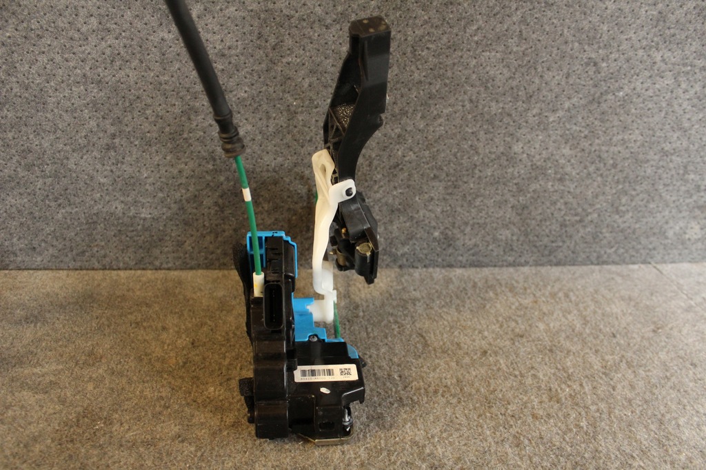 фото №3, Замок дверь левый задняя hyundai i 30 ii 2012-2017 r