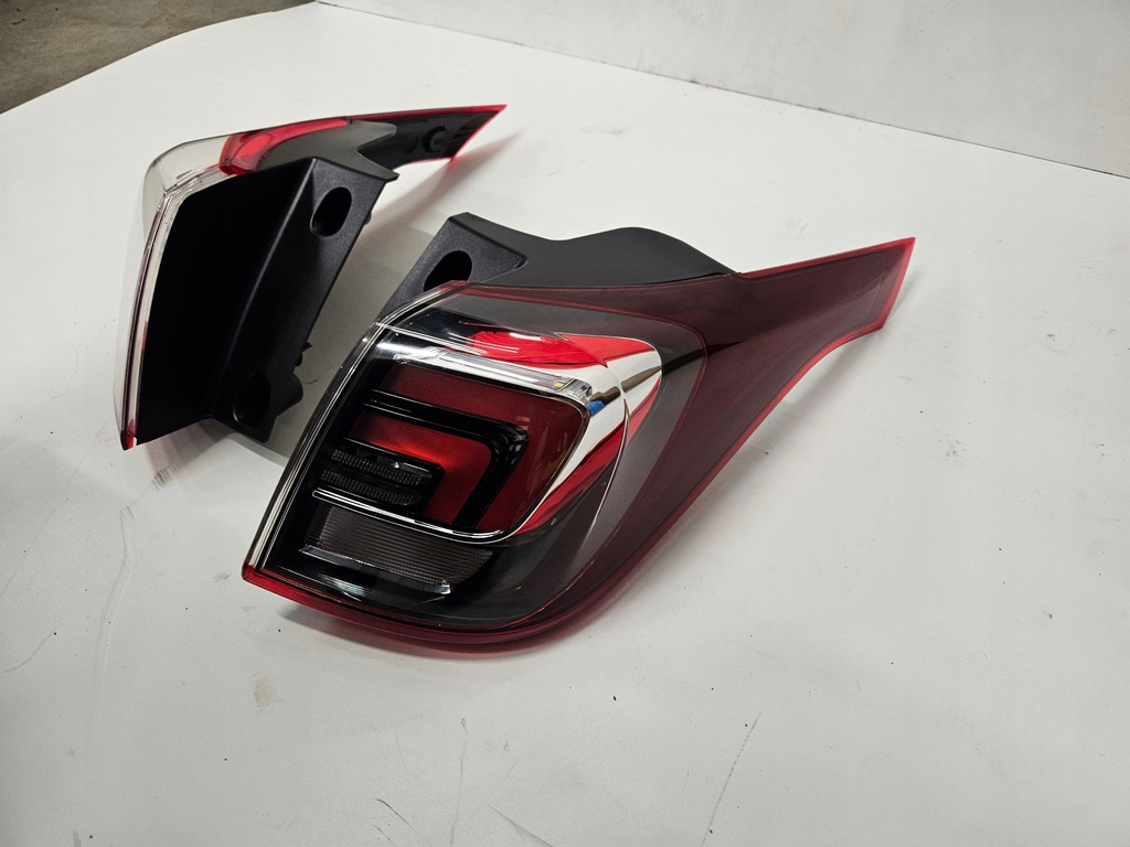 фото №1, Opel crossland x лампа задняя задняя кузовная 39137522 правая