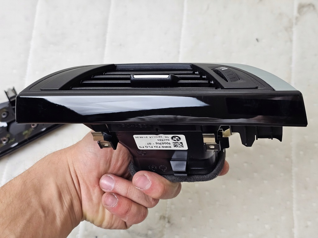 фото №10, Dekor молдинг консолі панелі решітка обдув повітропровід впуск bmw 1 f20 f21 f22